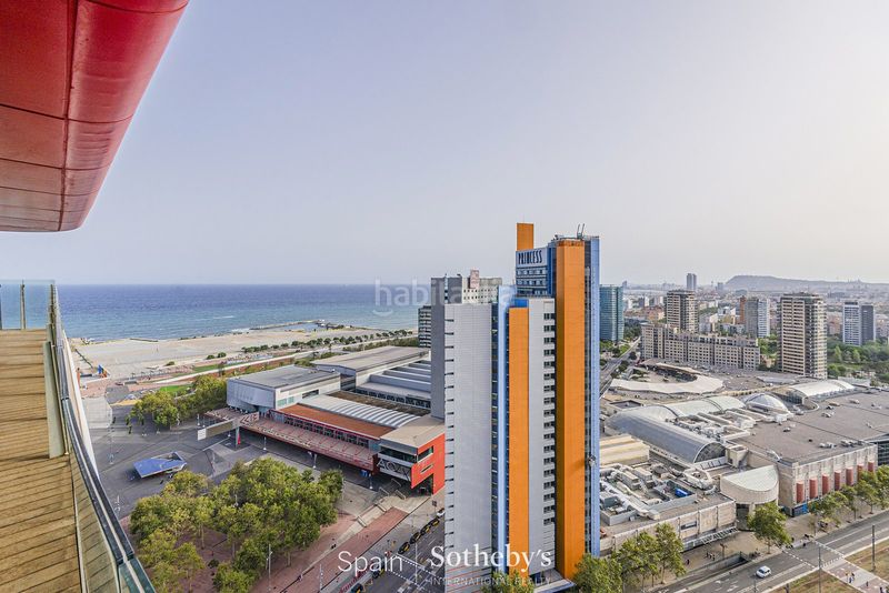 Foto 5c80df74-bbfe-42be-9615-28f2596d134e. Apartament amb calefacció aparcament piscina a Provençals del Poblenou Barcelona