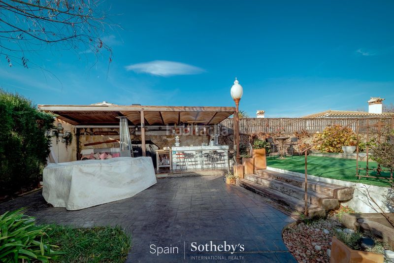 Foto 0a983b9e-8f27-4b15-964f-6c8331b7f709. Casa amb calefacció aparcament piscina a Carmençó Empuriabrava