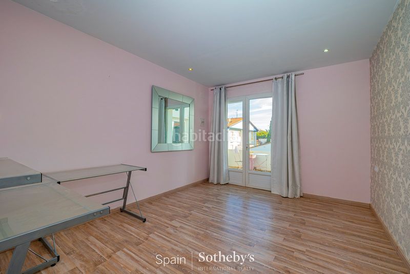 Foto d99d0996-6646-49be-b0fa-9917bf2dc0e1. Casa amb calefacció aparcament piscina a Carmençó Empuriabrava