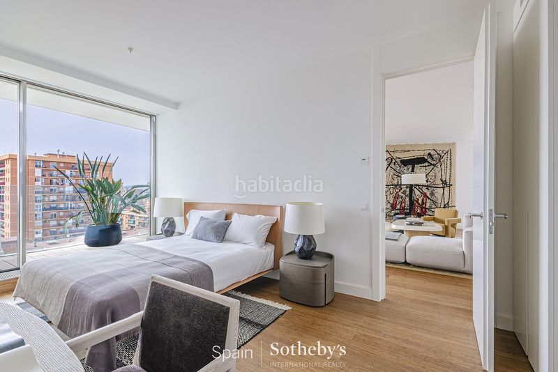 Foto 45a99c4f-21e6-4ad1-9bff-697bf7b4aeb2. Apartament amb calefacció aparcament piscina a Provençals del Poblenou Barcelona