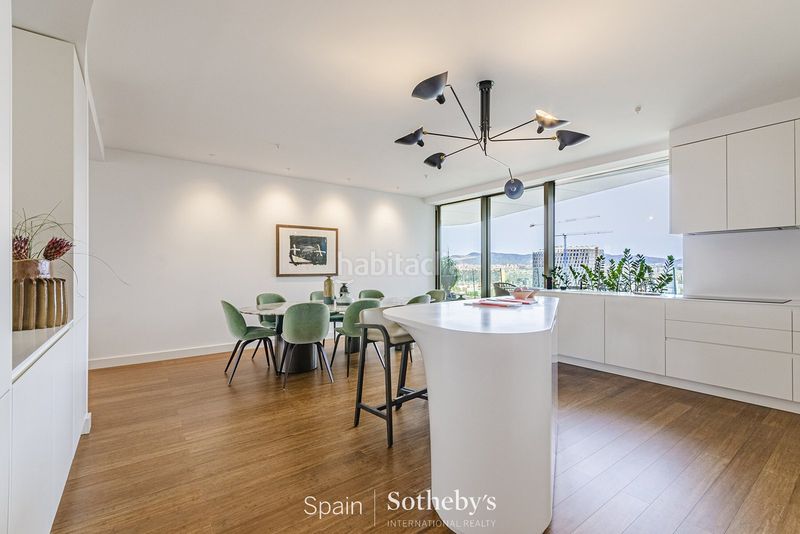 Foto 54c9db9e-7312-4059-a3c5-f4daad25bf87. Apartament amb calefacció aparcament piscina a Provençals del Poblenou Barcelona