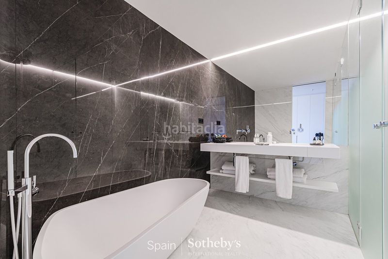 Foto 626e207c-0d57-48bd-be2a-2e7c3366c7d8. Apartament amb calefacció aparcament piscina a Provençals del Poblenou Barcelona