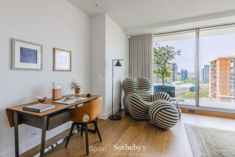 Foto 7a7e38af-6a26-4aac-935e-a676b870ad92. Apartament amb calefacció aparcament piscina a Provençals del Poblenou Barcelona