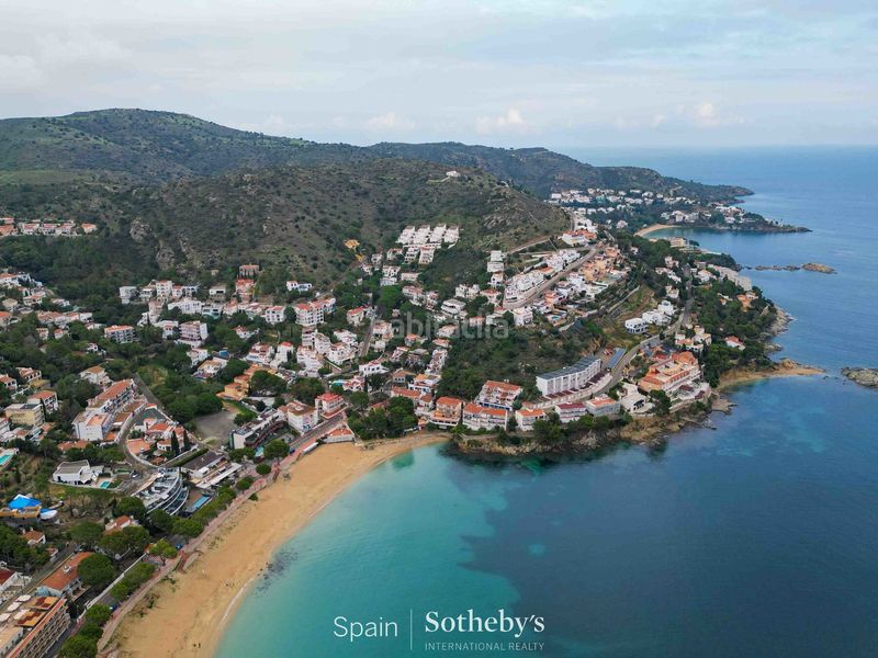 Foto 1c458d51-cfb9-4d73-adc4-ee4741418029. Terreno residencial sorprendente propiedad en canyelles con vistas al mar en Roses