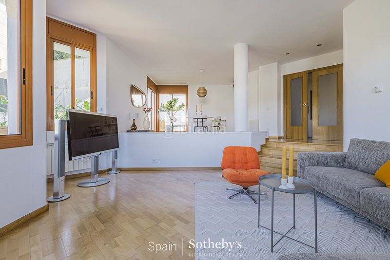 Foto 1efa780b-d380-46e9-8459-bb4356aab0b3. Casa amb calefacció aparcament piscina a Vallvidrera - Tibidabo - Les Planes Barcelona