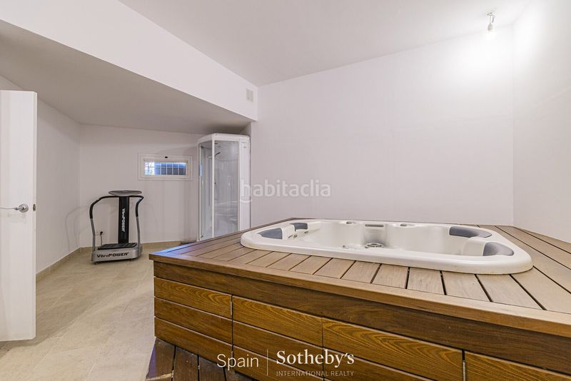 Foto 66d52f02-c0da-441b-a706-a9dd847fe05c. Casa amb calefacció aparcament piscina a Vallvidrera - Tibidabo - Les Planes Barcelona