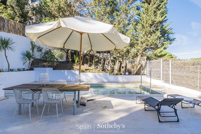 Foto 84550d72-899a-47df-81cc-6869fe1cc5f3. Casa amb calefacció aparcament piscina a Vallvidrera - Tibidabo - Les Planes Barcelona