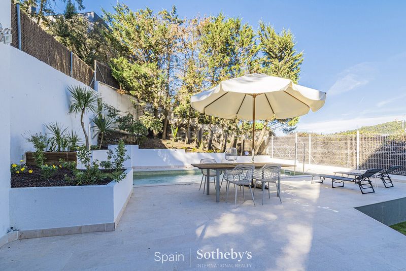 Foto 8987743e-1f83-44d3-8d77-d20b7554baff. Casa amb calefacció aparcament piscina a Vallvidrera - Tibidabo - Les Planes Barcelona