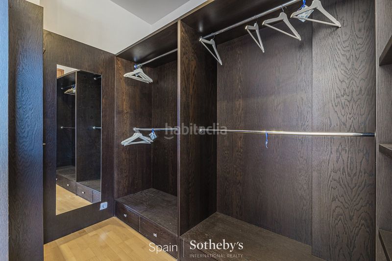 Foto a5b98b34-7909-47d6-b400-db3d37f1d24e. Casa amb calefacció aparcament piscina a Vallvidrera - Tibidabo - Les Planes Barcelona