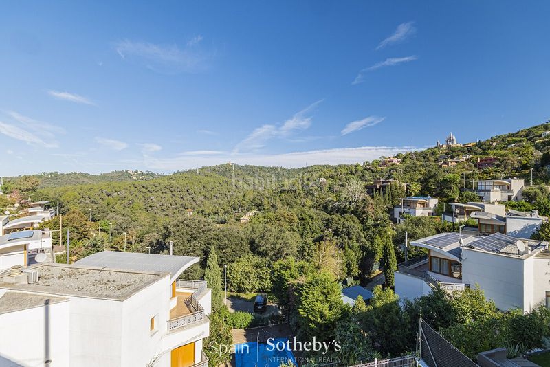 Foto f0dc1f68-c336-48eb-8df2-6b0945f0ed74. Casa amb calefacció aparcament piscina a Vallvidrera - Tibidabo - Les Planes Barcelona