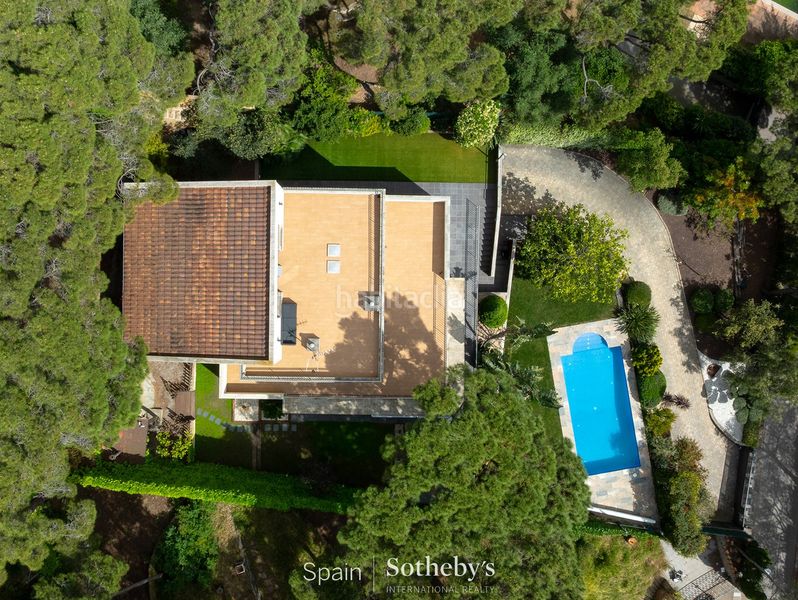 Foto b3ca26e0-0085-4a73-9c99-a0adc278cf5e. Casa amb aparcament piscina a Premià de Dalt