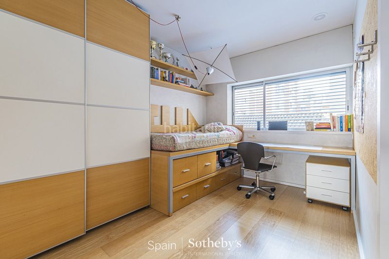 Foto 90815a39-af72-4751-9a0f-fa53c1d032ab. Casa amb aparcament piscina a Barri de les Corts Barcelona