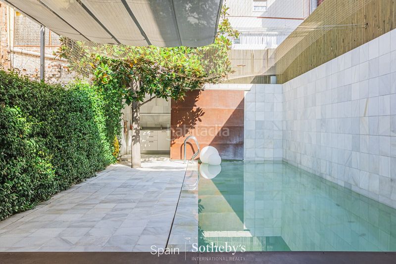 Foto c138755c-13ea-4a45-8771-2cf20782063f. Casa amb aparcament piscina a Barri de les Corts Barcelona