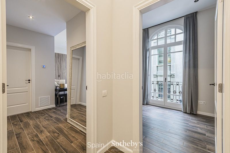Foto 1d0f8f59-0a42-4179-9e8b-d5d07d605609. Apartament amb calefacció a St. Pere - Sta. Caterina - El Born Barcelona