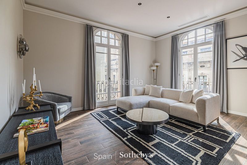 Foto 251c35cb-ab9c-4fd2-85ee-330f83b3f9c3. Apartament amb calefacció a St. Pere - Sta. Caterina - El Born Barcelona
