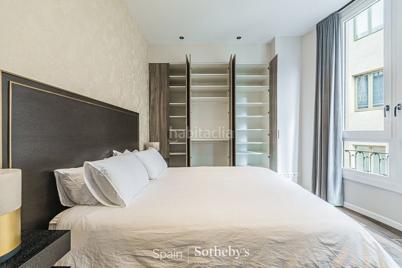 Foto 436c55f9-4aea-4e3e-8ec2-c1c966ab19f4. Apartament amb calefacció a St. Pere - Sta. Caterina - El Born Barcelona