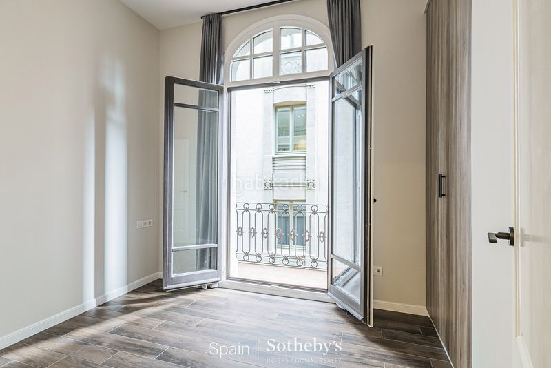 Foto 500f7963-8a0c-4726-9e1b-d96b1fb518c1. Apartament amb calefacció a St. Pere - Sta. Caterina - El Born Barcelona