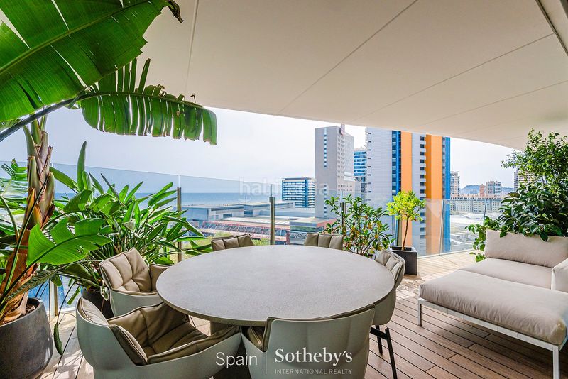 Foto c9edd2ba-e906-4e9e-9bd1-d2eb438881eb. Apartament amb calefacció aparcament piscina a Provençals del Poblenou Barcelona