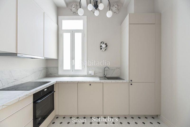 Foto 11c68689-ddc6-44a1-90fa-1be2f77b6647. Apartament a Raval Barcelona