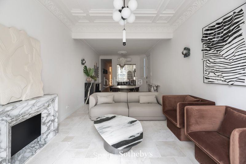 Foto d57dddb2-092f-45d2-9f37-8246a9ded824. Apartament a Raval Barcelona