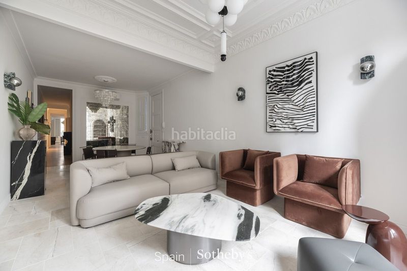 Foto f1b271e9-ad18-4140-8c75-05fa02c60305. Apartament a Raval Barcelona