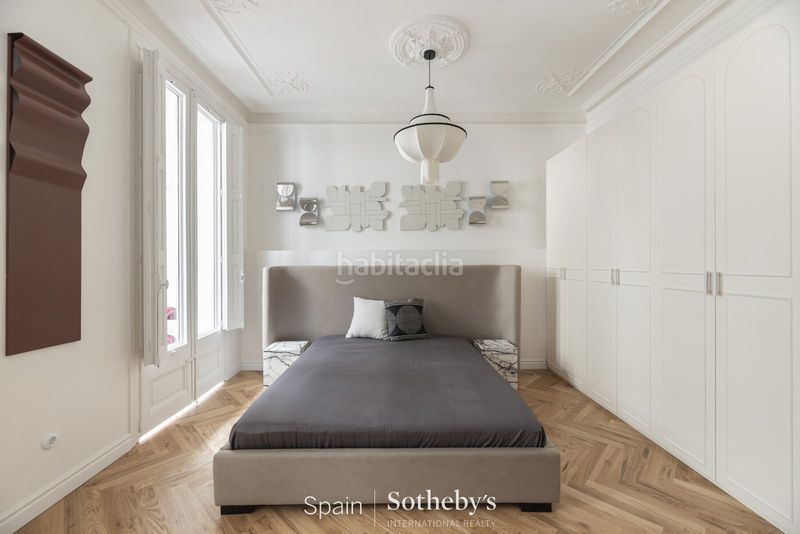 Foto f34b6288-5d39-4f14-9e95-ad30ac1582f5. Apartament a Raval Barcelona