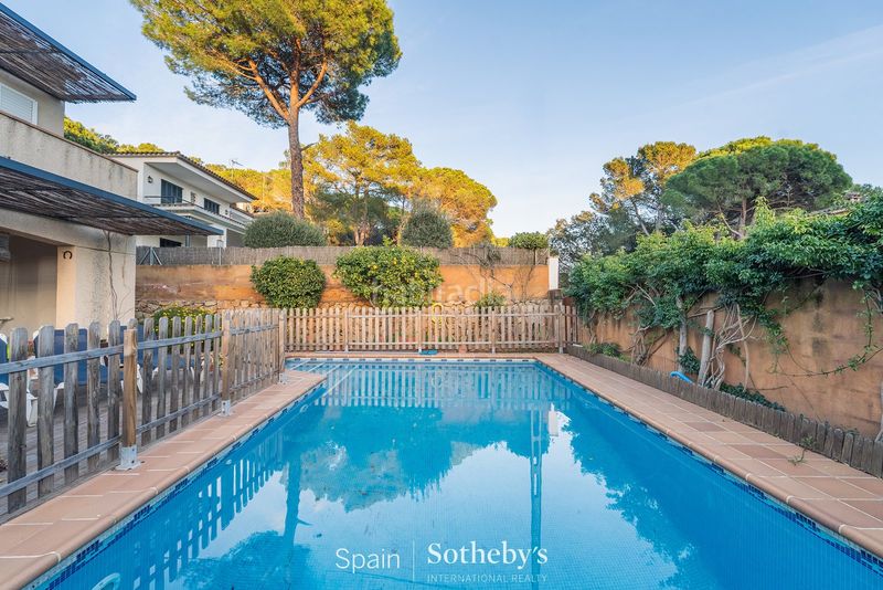 Foto 0dfc0a1d-1156-462a-9a17-4b6714b0d642. Casa amb calefacció aparcament piscina a Calella de Palafrugell