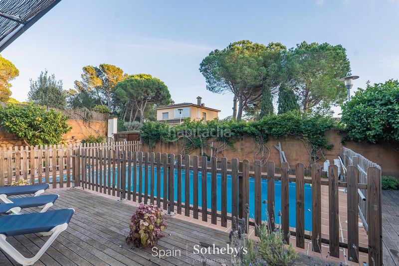 Foto e6e7d17e-bf7c-4413-8dd4-406a9081606b. Casa amb calefacció aparcament piscina a Calella de Palafrugell