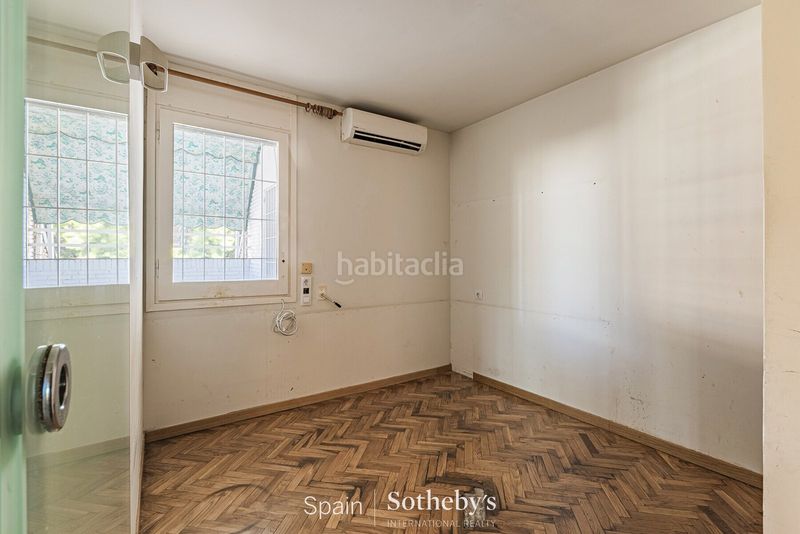Foto f88f1f06-f12e-4225-ae08-01cf7d767494. Àtic amb calefacció a Sarrià Barcelona