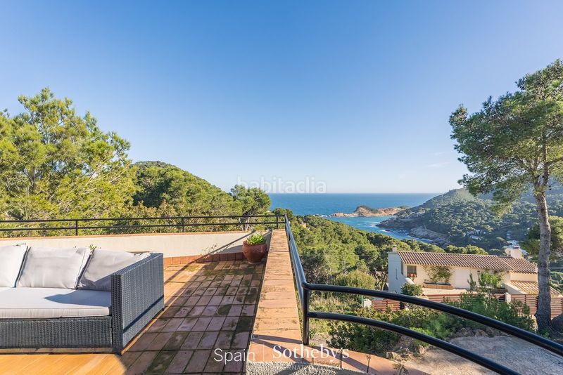 Foto b7f905dc-b87a-4711-b7af-a5d507b89959. Casa aparellada amb calefacció aparcament a Aiguafreda-Sa Tuna Begur