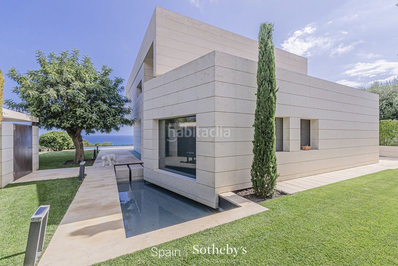 Foto a1eceb40-d2a3-46c4-be39-1d72d8e6eed4. Casa amb calefacció aparcament piscina a Teià