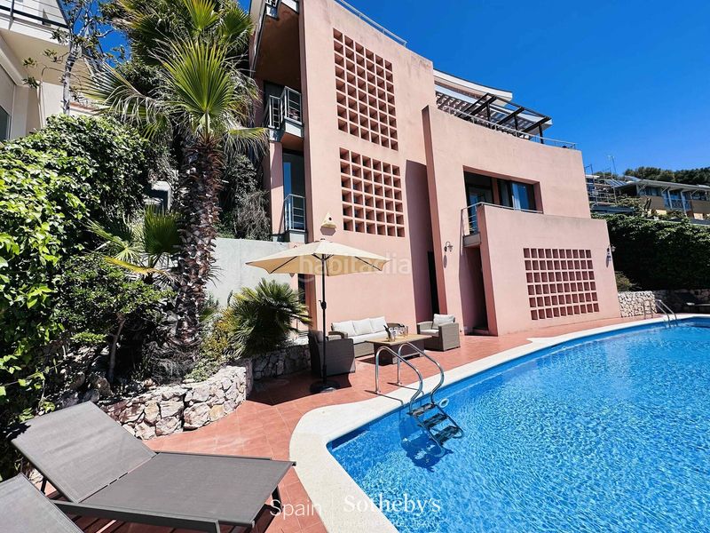 Foto 126c21e2-c59d-4da3-92a3-dc119b14eee3. Casa amb calefacció aparcament piscina a Levantina - Montgavina - Quintmar Sitges