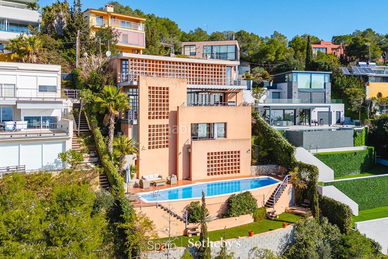 Foto 1a0bf7c4-ddbe-402c-8e9e-299d6a98882a. Casa amb calefacció aparcament piscina a Levantina - Montgavina - Quintmar Sitges