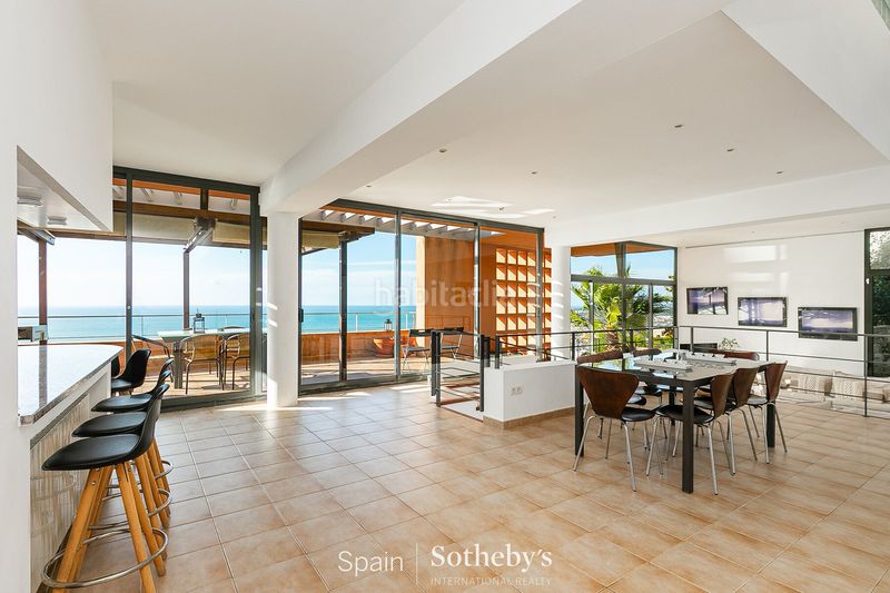Foto 5ad43fb7-2656-4180-92ed-bdbbd29709dd. Casa amb calefacció aparcament piscina a Levantina - Montgavina - Quintmar Sitges