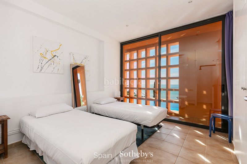 Foto 70cbeea8-9223-4f23-bb10-9ef85866165e. Casa amb calefacció aparcament piscina a Levantina - Montgavina - Quintmar Sitges