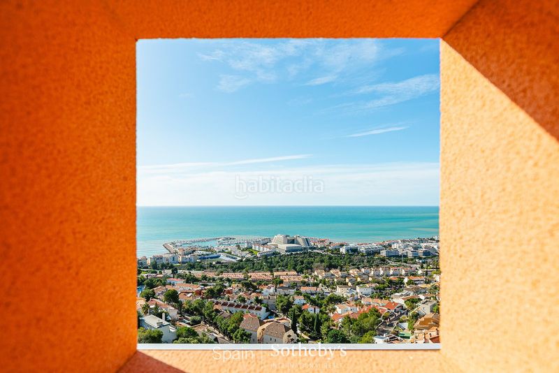 Foto c744617a-5fba-4ced-a479-4410936e4a10. Casa amb calefacció aparcament piscina a Levantina - Montgavina - Quintmar Sitges