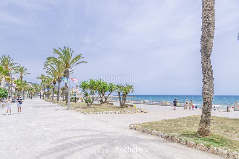 Foto f6f79f44-4d40-4cab-9320-6a4194fb2505. Local comercial a Centre Sitges