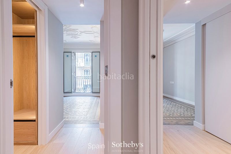 Foto 0b1409f2-d517-4250-a53e-be37bdea0d96. Apartament a bergara 5 a Dreta de l´Eixample Barcelona