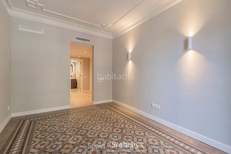 Foto 1207e877-a102-4923-a651-2b241926e657. Apartament a bergara 5 a Dreta de l´Eixample Barcelona