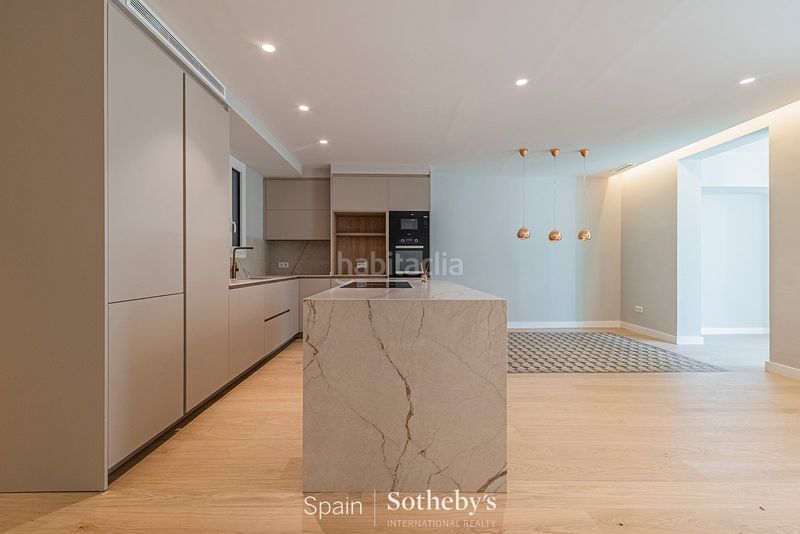 Foto 292f0ac1-5eec-4ce9-ae28-7cb3f5103f86. Apartament a bergara 5 a Dreta de l´Eixample Barcelona