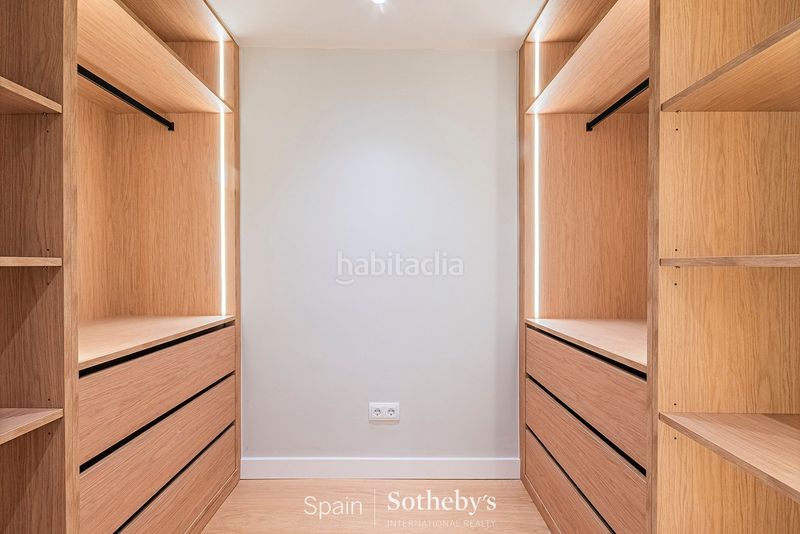 Foto 3a448ce0-d480-426c-a4ca-9a571c30d35c. Apartament a bergara 5 a Dreta de l´Eixample Barcelona