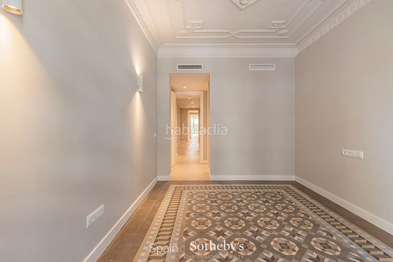 Foto 8ea37b6a-e337-41e4-afb6-3222467c6a86. Apartament a bergara 5 a Dreta de l´Eixample Barcelona