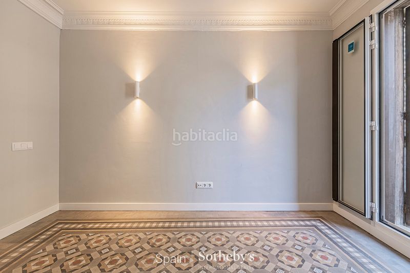 Foto 9308abd1-903f-4140-8f68-2e2d32ea98e3. Apartament a bergara 5 a Dreta de l´Eixample Barcelona