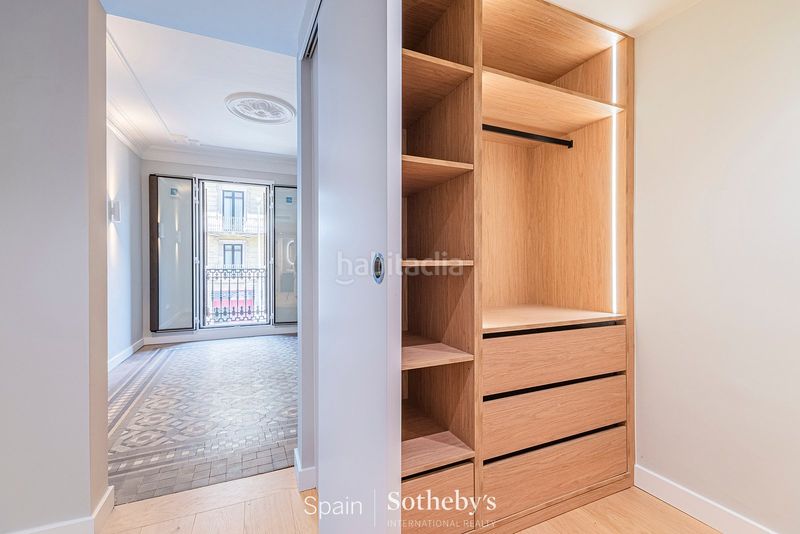 Foto 947aee8f-c597-47a5-8e1b-d3bd0a88c7e6. Apartament a bergara 5 a Dreta de l´Eixample Barcelona