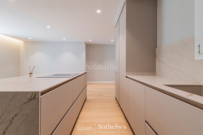 Foto ecbdc1bb-be9f-4deb-b715-7dff6139f27d. Apartament a bergara 5 a Dreta de l´Eixample Barcelona