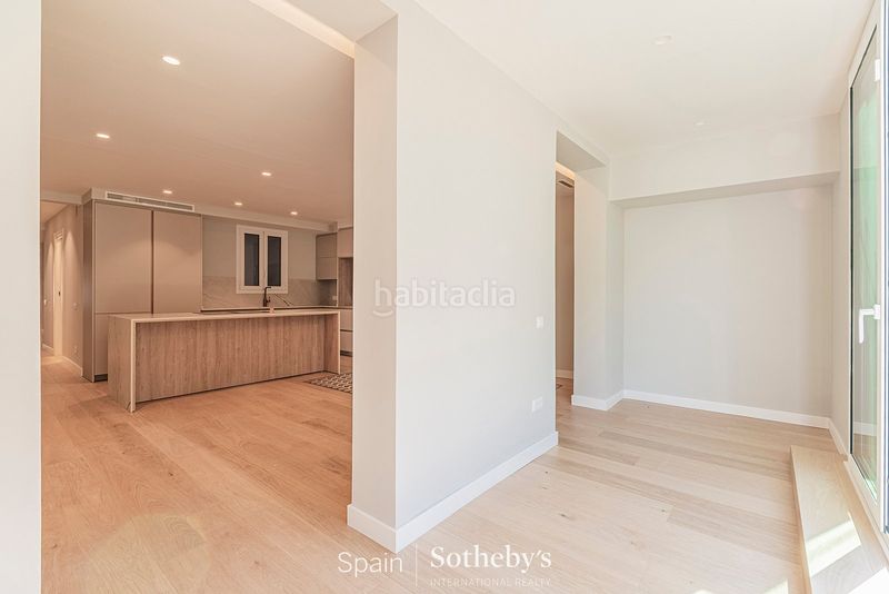 Foto f48dacb0-6bda-43da-9925-e6ff644b7e79. Apartament a bergara 5 a Dreta de l´Eixample Barcelona