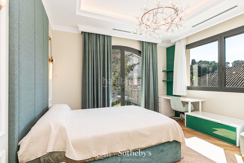 Foto aaa08a7a-e121-4127-8d54-bed872dfcbf5. Casa con riscaldamento parcheggio piscina in Eixample Sant Cugat del Vallès