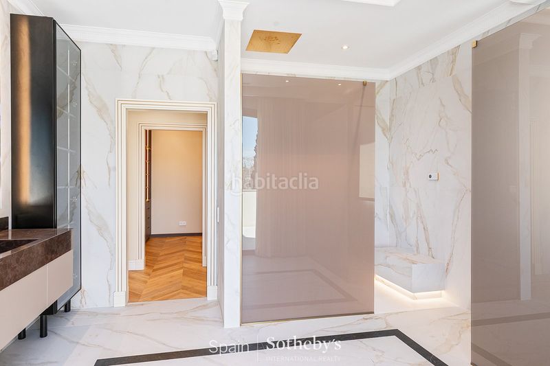 Foto c6ac7ee7-00d9-476c-9e3c-0d78dbb265ea. Casa con riscaldamento parcheggio piscina in Eixample Sant Cugat del Vallès