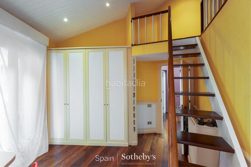 Foto d164b4b2-f62e-4024-92e8-29656d135595. Casa amb calefacció aparcament a Centre Badalona