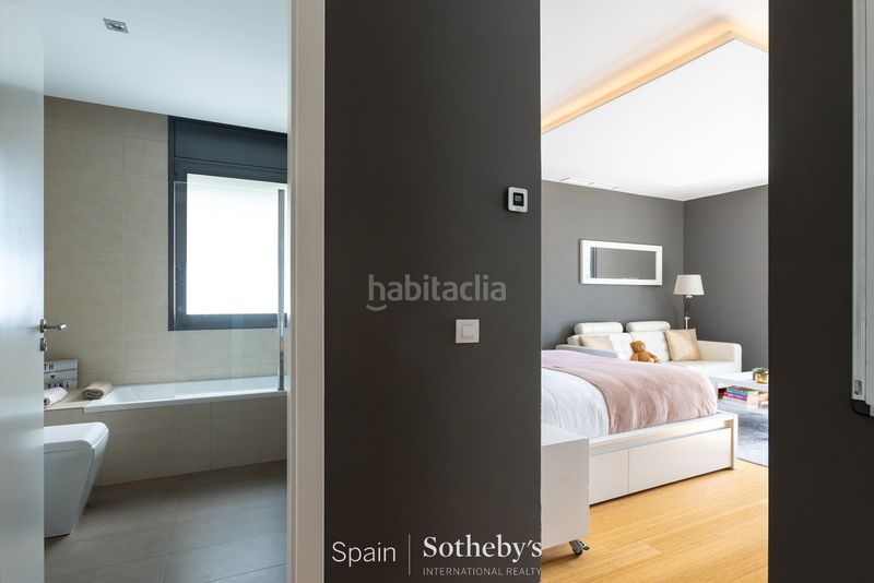 Foto 87aa84f7-e45c-4dfb-8334-5ef6d482d9aa. Casa amb aparcament piscina a Valldoreix Sant Cugat del Vallès